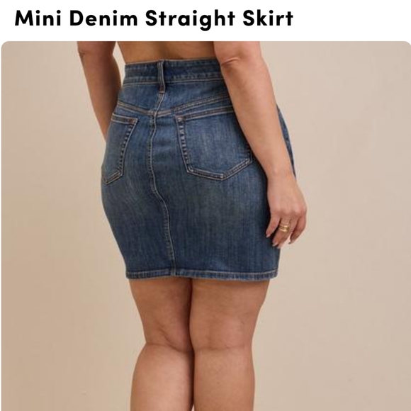 Torrid Mini Denim Skirt SZ.20 NWT - Picture 3 of 7